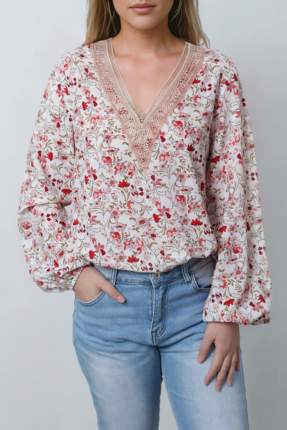 White Floral Long Sleeve Lace V-Neck Blouse