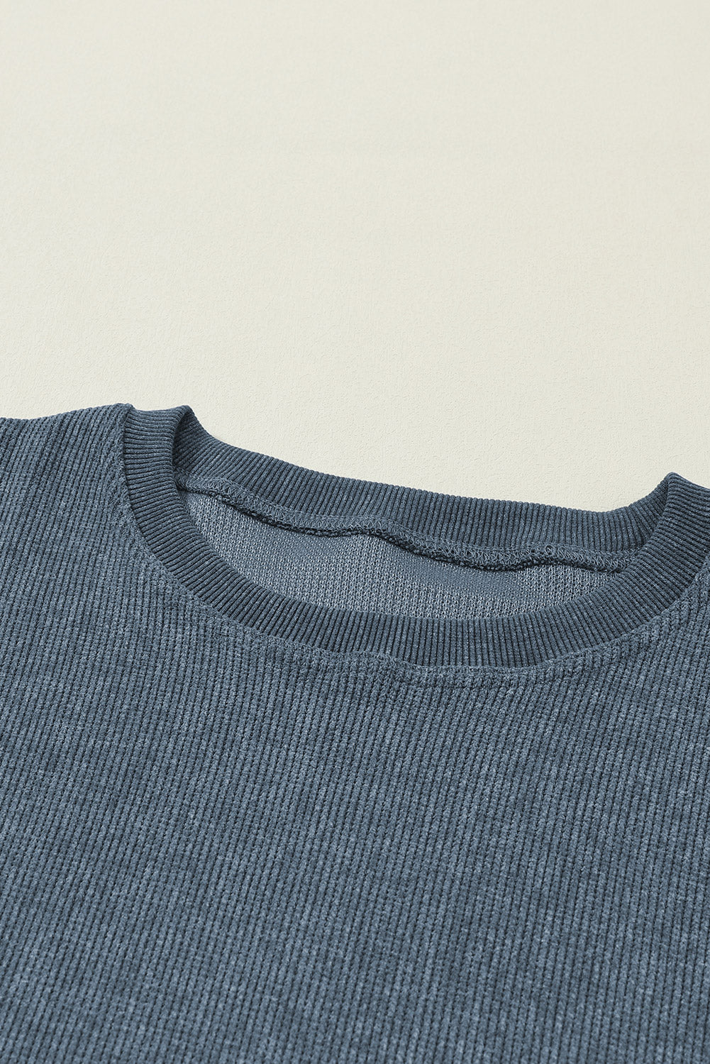 Blue Ribbed Knit Pullover Sweatshirt